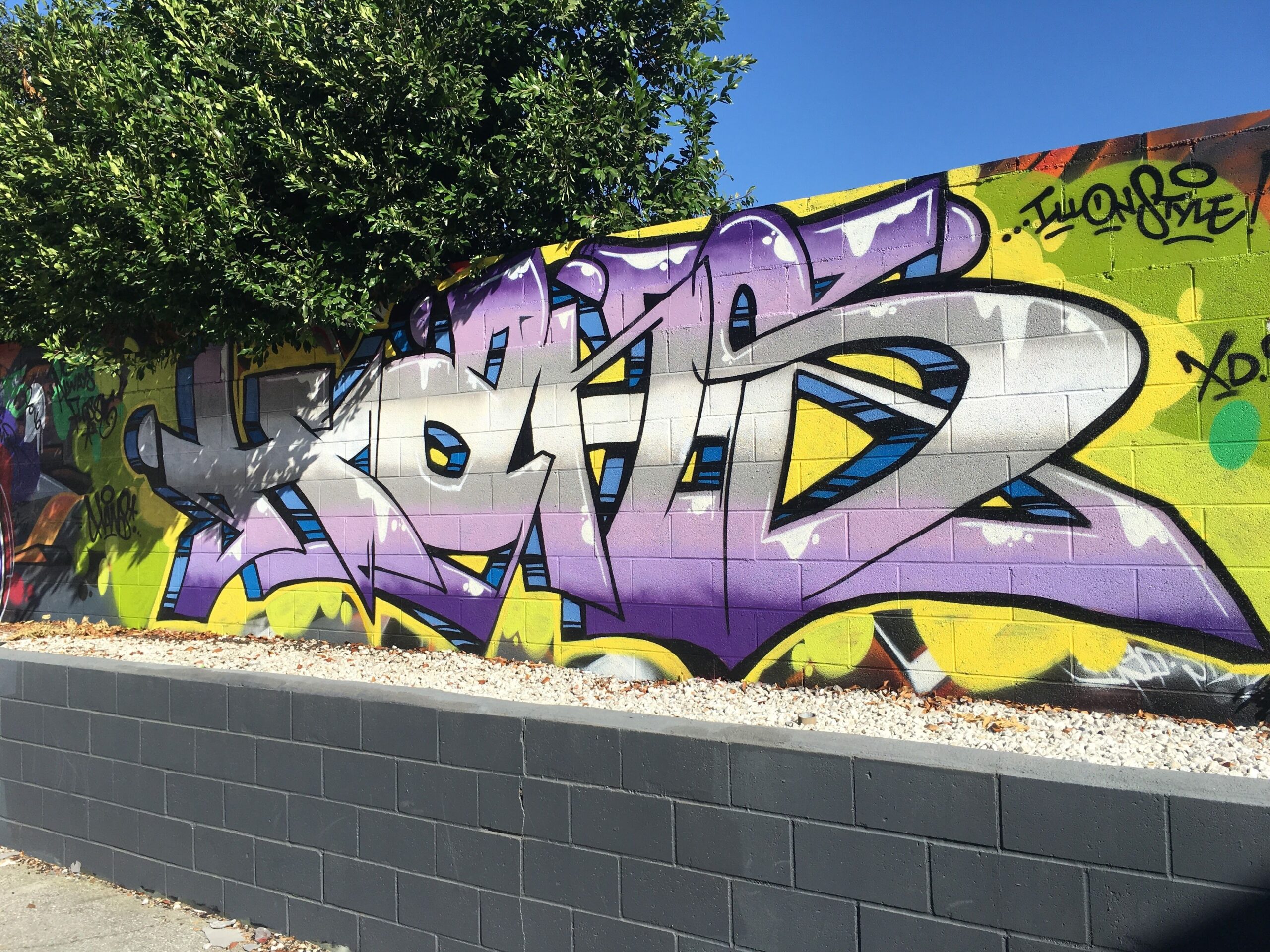 Wildstyle graffiti piece by SONIK on South Pasadena Avenue, Pasadena, 2016